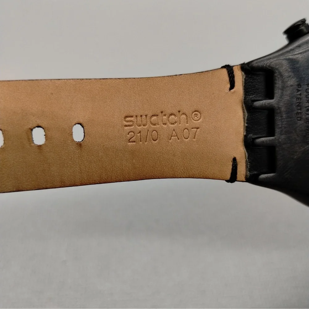 Swatch Core Vidi Black Leather Chronograph‎ Watch 43mm YVB410